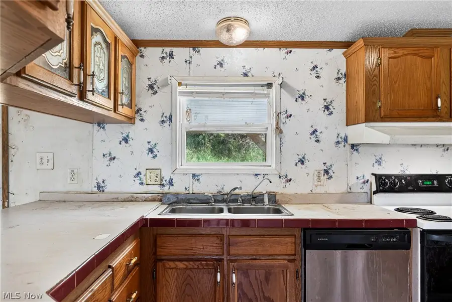 4926 Adams Road, East Palestine, OH 44413 - #3