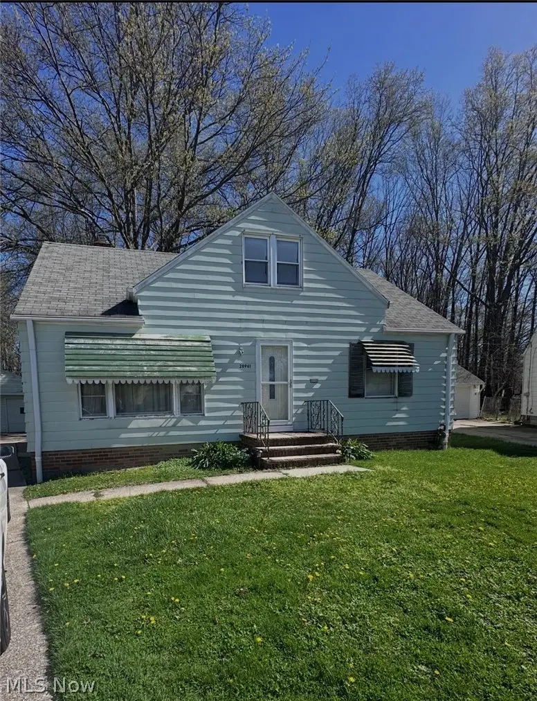 28961 Beechwood Drive, Willowick, OH 44095 - #1