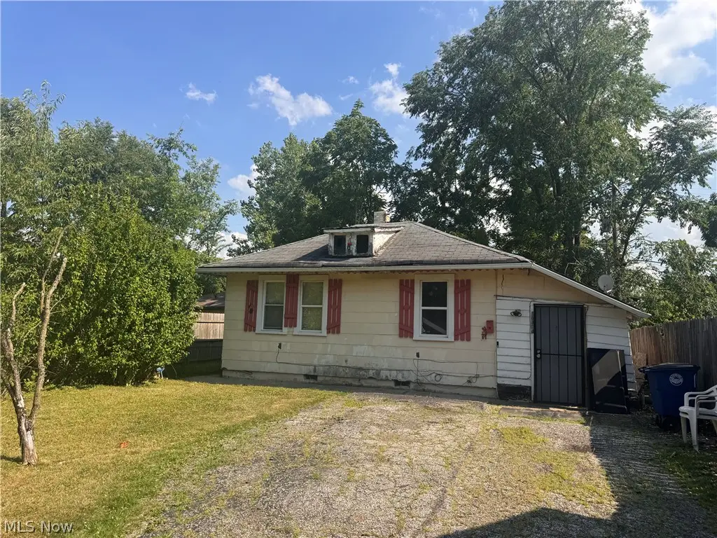 16404 Tarkington Avenue, Cleveland, OH 44128 - #1