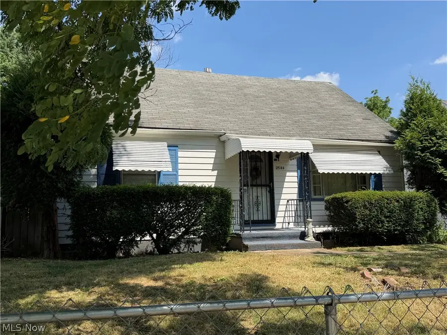2544 Gilbert Ne Avenue, Canton, OH 44705 - #2