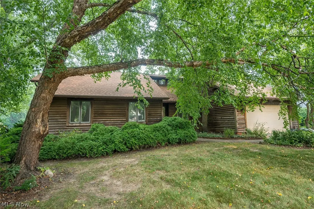 10110 Weathersfield Drive, Mentor, OH 44060 - #1