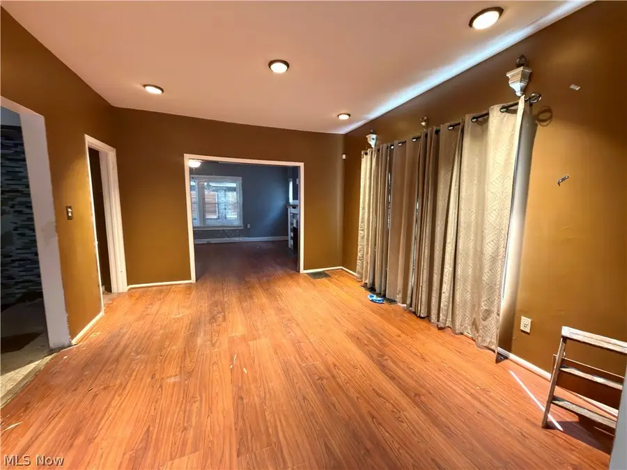 3414 E 121st Street, Cleveland, OH 44120 - #3