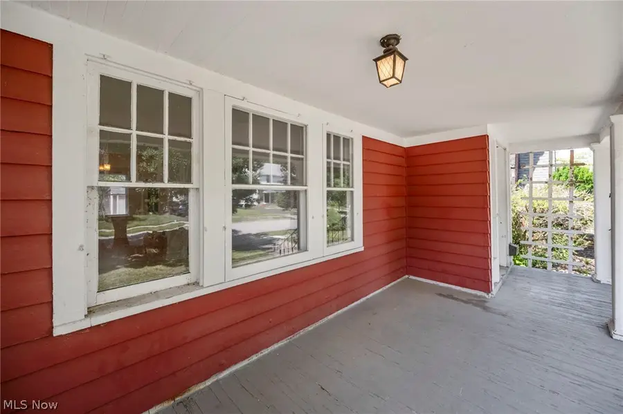 1140 Quilliams Road, Cleveland Heights, OH 44121 - #3