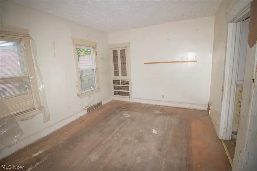 3448 E 149th Street, Cleveland, OH 44120 - #3