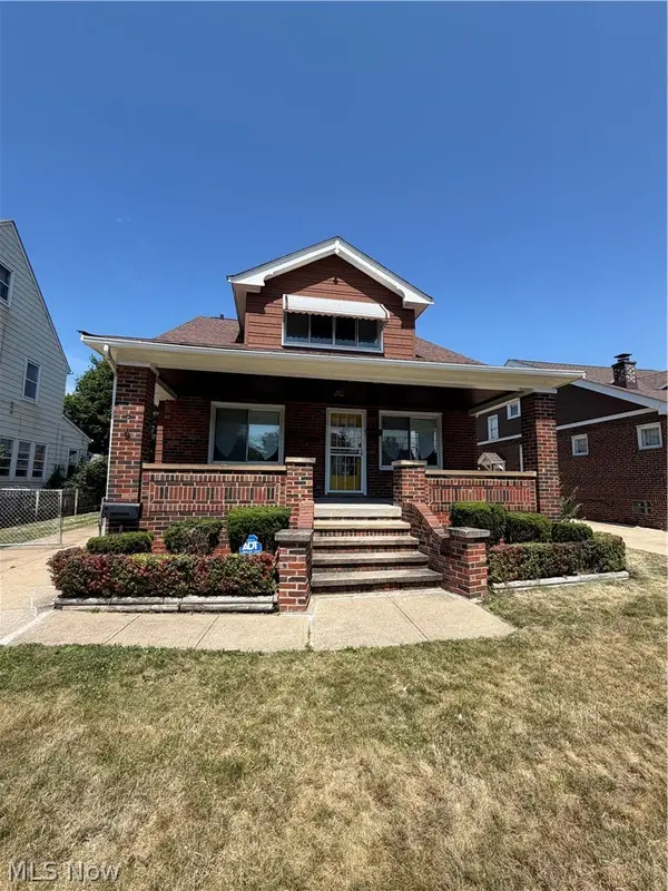 18229 Neff Road, Cleveland, OH 44119