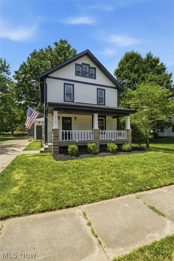 313 S Summit Street, Smithville, OH 44677