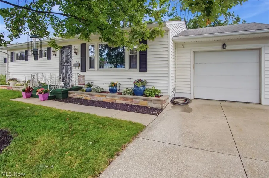 759 Orrville Avenue, Cuyahoga Falls, OH 44221 - #2