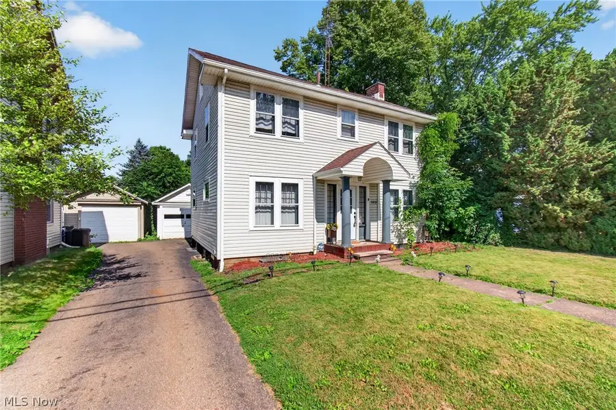 1815 Harvard Nw Avenue, Canton, OH 44709 - #2