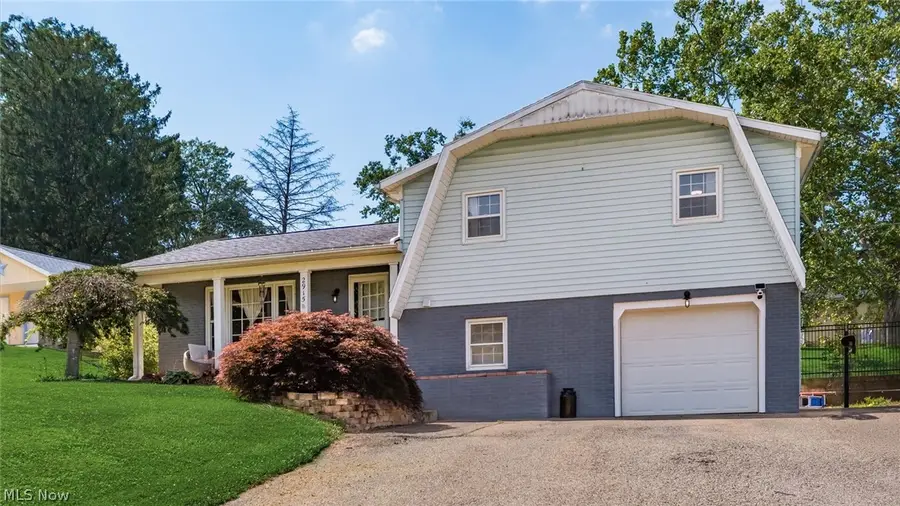2915 Thorn Drive, South Zanesville, OH 43701 - #2