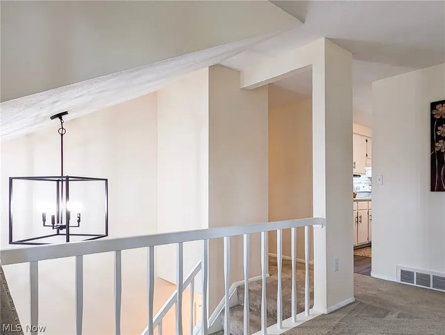 1210 Tumbleweed Ne Street, Uniontown, OH 44685 - #3