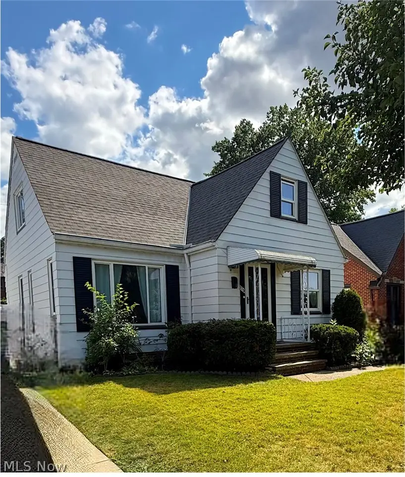 7715 Renwood Drive, Parma, OH 44129 - #1