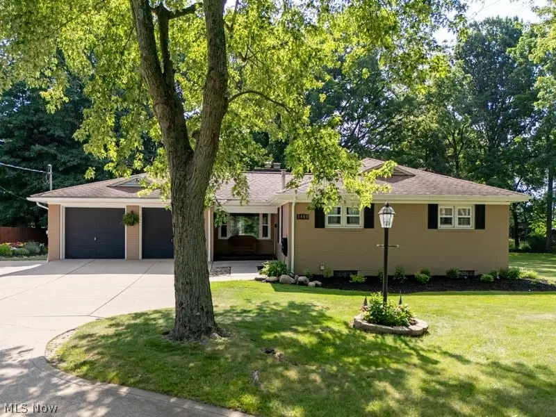 3400 NE Beverly Avenue, Canton, OH 44714 - #1