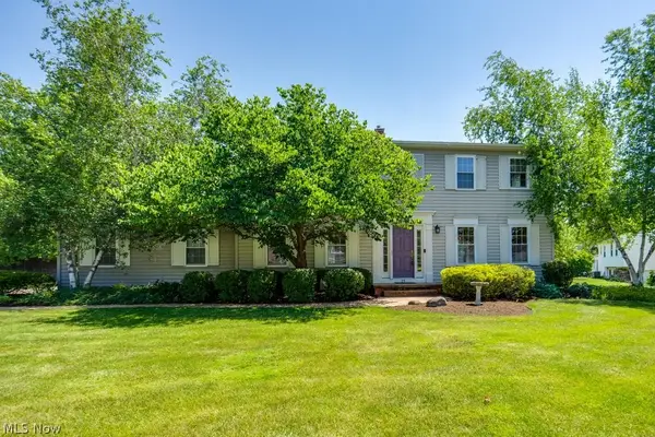 29 Chelmsford Drive, Aurora, OH 44202