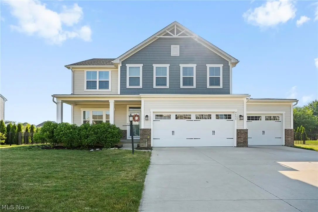 9457 Winfield Lane, North Ridgeville, OH 44039 - #1