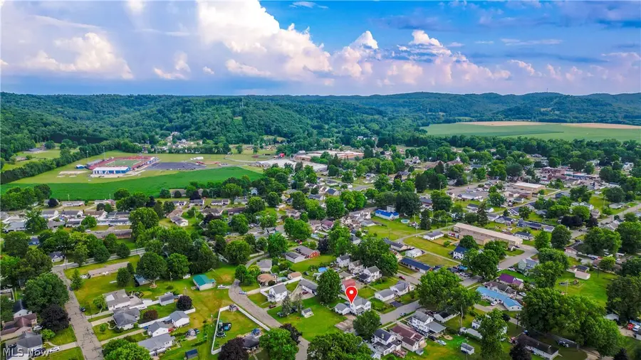 418 E Tuscarawas Avenue, Gnadenhutten, OH 44629 - #2