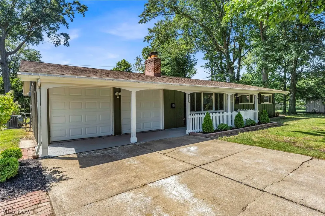 568 Huntley Court, Bay Village, OH 44140 - #1