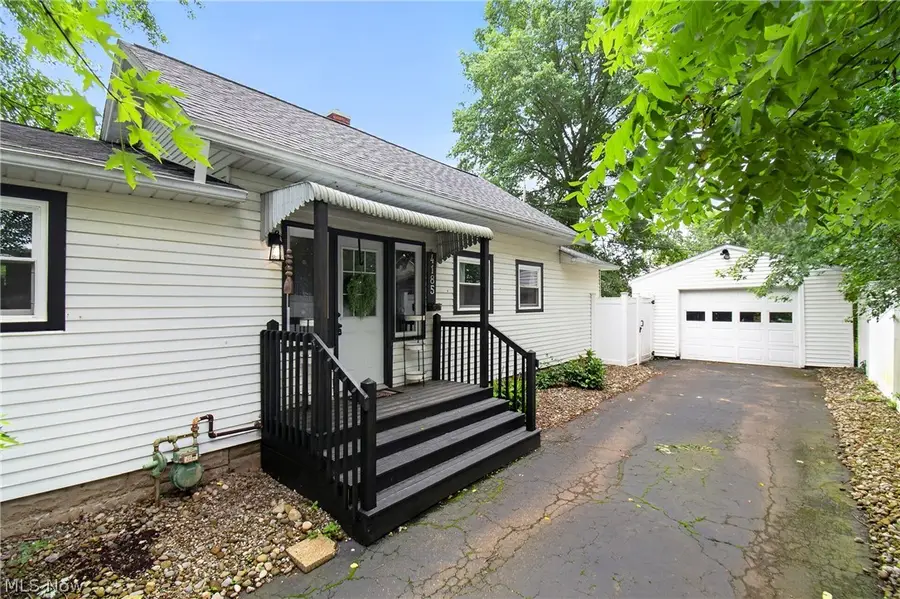 4185 Beckel Ne Avenue, Sandyville, OH 44643 - #2