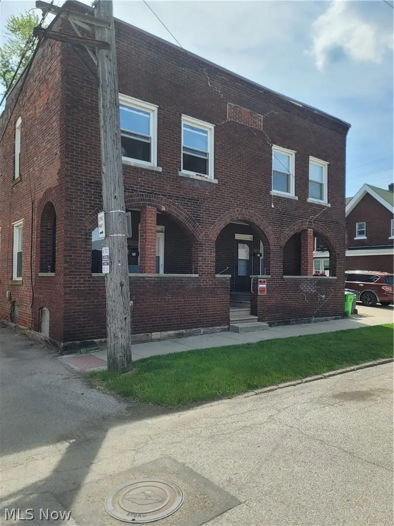 71-73 NW 6th Street, Barberton, OH 44203 - #1