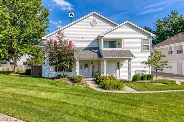 23213 Grist Mill Court #27A, Olmsted Falls, OH 44138