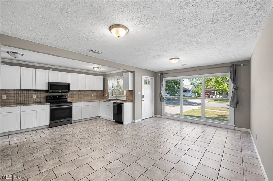 6531 Denison Boulevard, Parma Heights, OH 44130 - #3