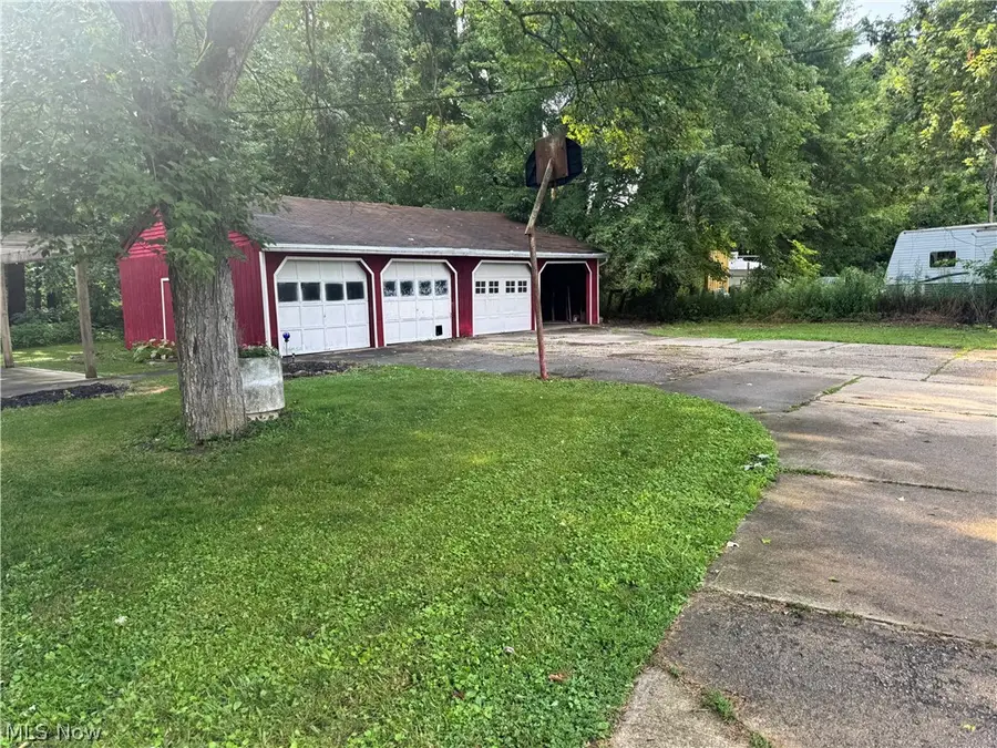1530 Collier Road, Akron, OH 44320 - #3