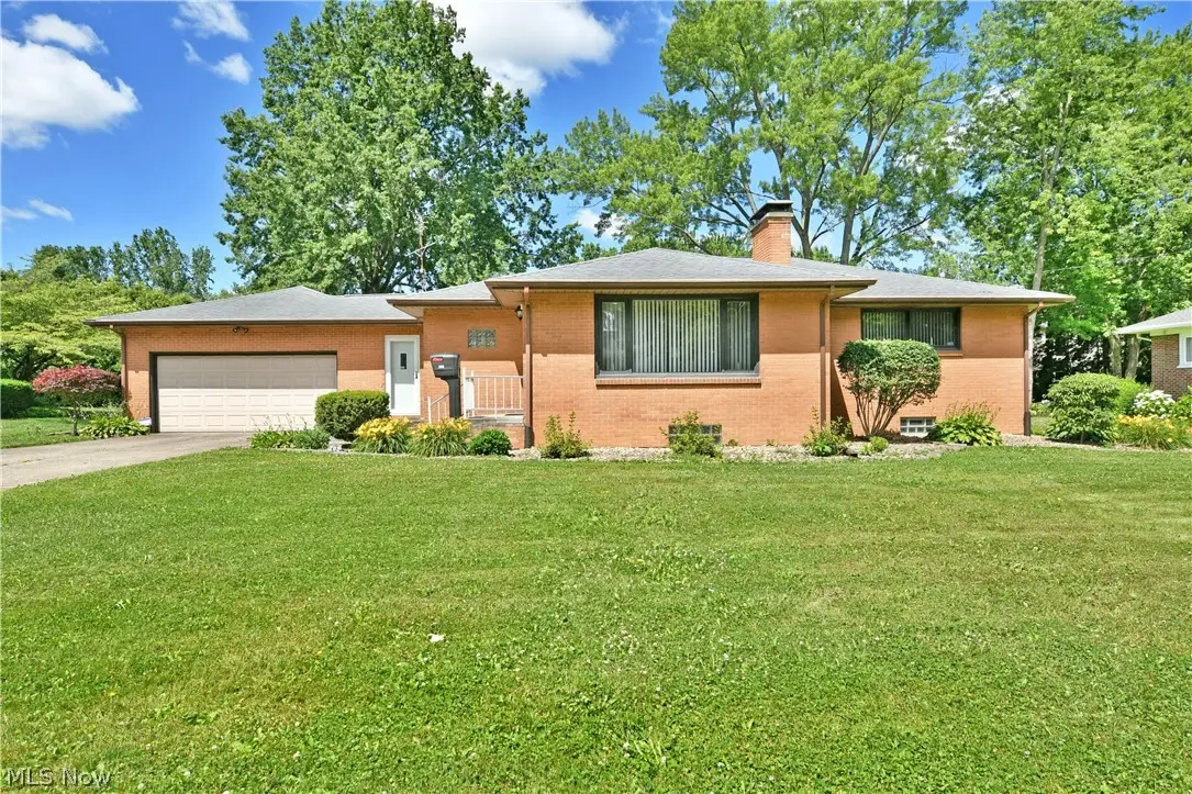 208 Broadway Se Avenue, Warren, OH 44484 - #1