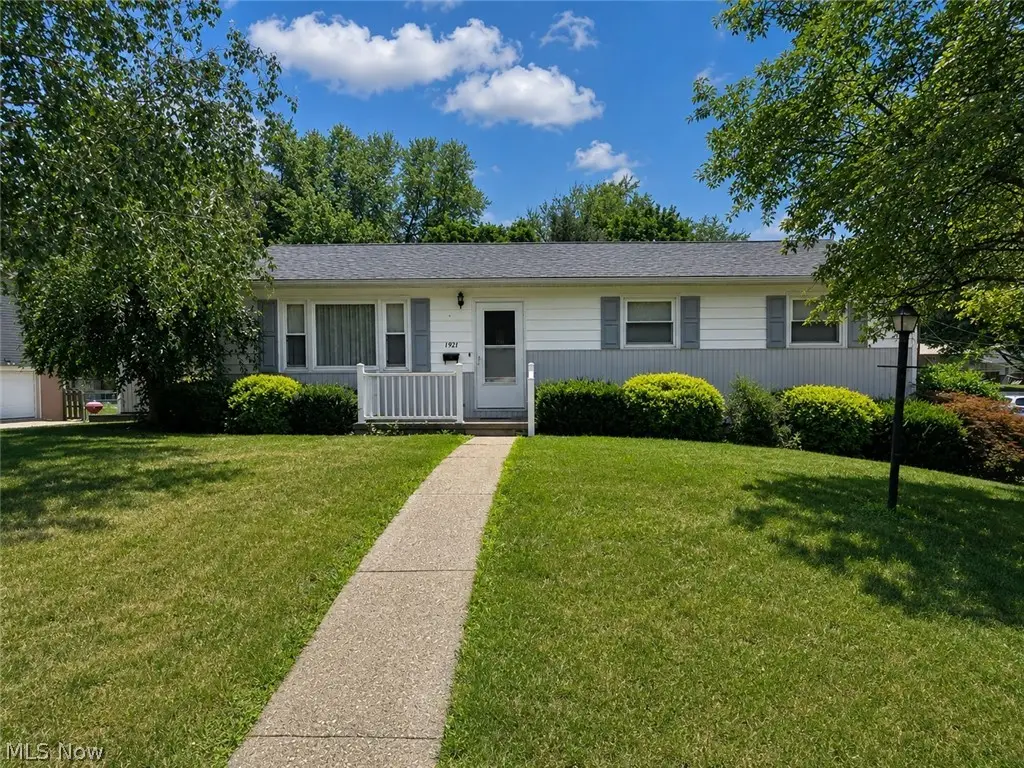 1921 Adams Street, Coshocton, OH 43812 - #1