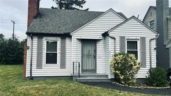 3742 Menlo Road, Shaker Heights, OH 44120