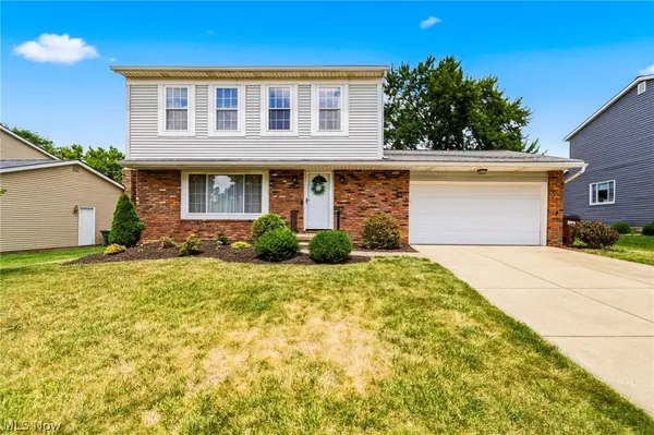 8354 Newcomb Drive, Parma, OH 44129