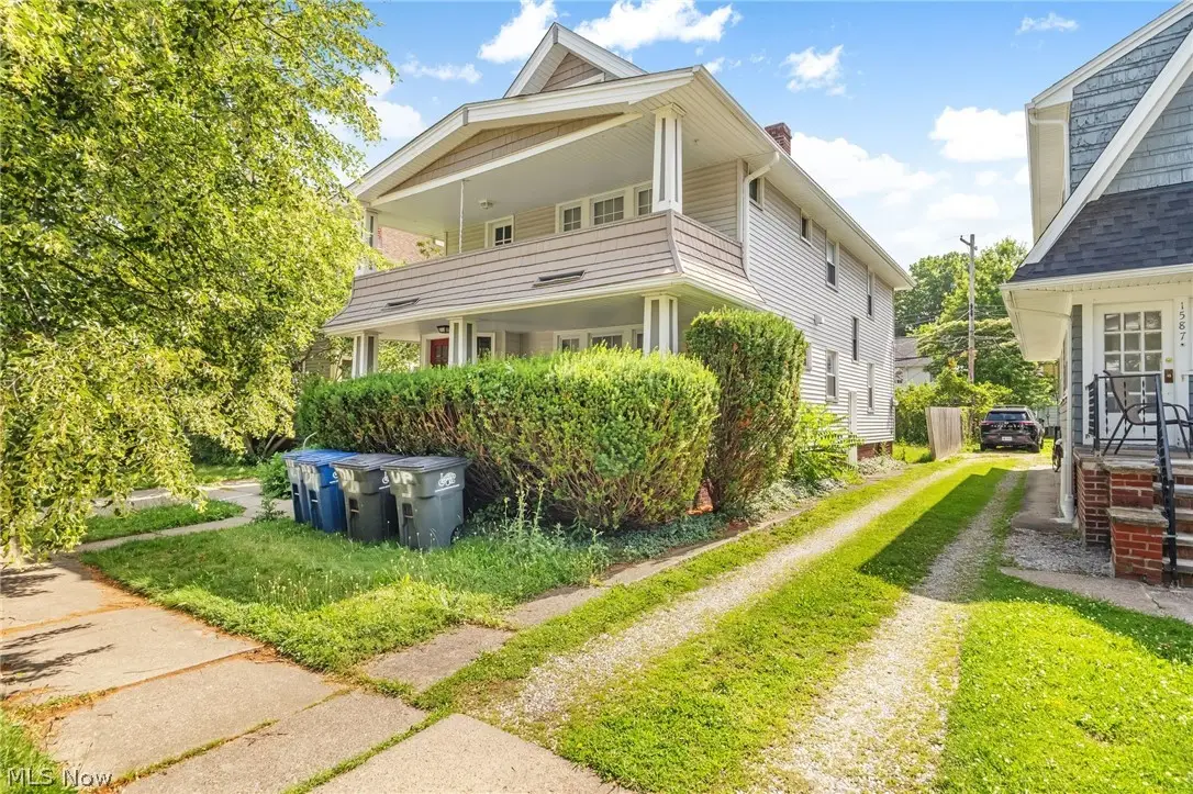 1583 Victoria Avenue, Lakewood, OH 44107 - #1