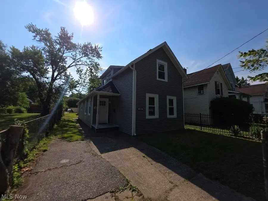 2059 W 42nd Street, Cleveland, OH 44113 - #3