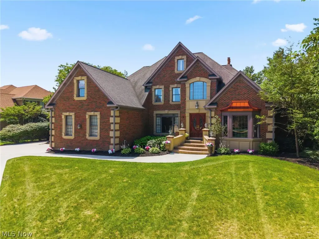 6274 Bertram Nw Avenue, Canton, OH 44718 - #1