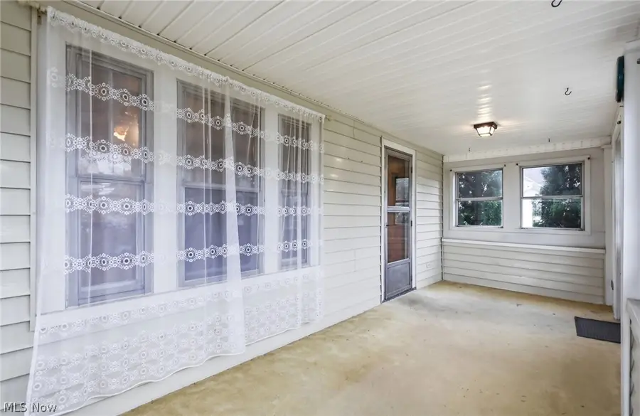 407 Illinois Avenue, Lorain, OH 44052 - #3