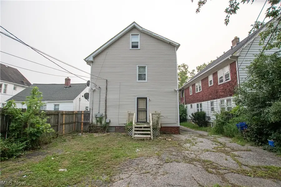 3713 E 151st Street, Cleveland, OH 44120 - #3