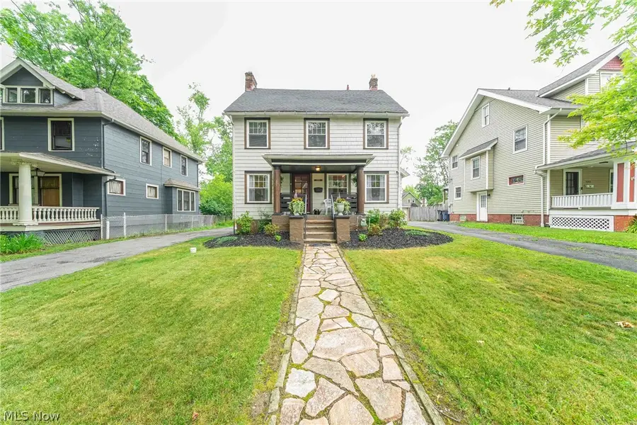 3273 E Scarborough Road, Cleveland Heights, OH 44118 - #2