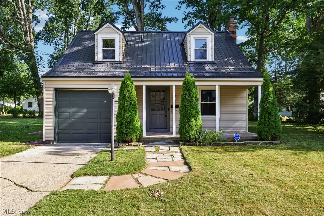 1824 Edgewood Ne Street, Warren, OH 44483 - #1