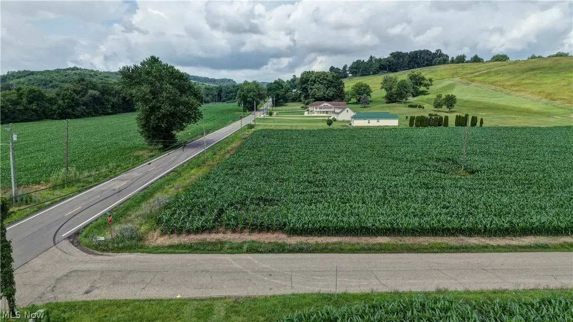 3380 Bair Nw Road, Dover, OH 44622 - #1