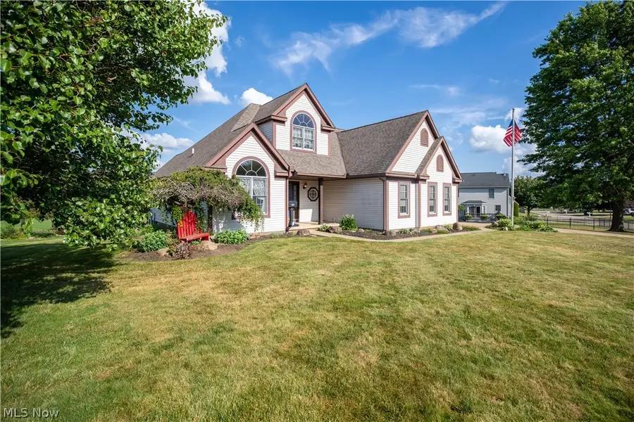 5972 Sunscape Ne Drive, Louisville, OH 44641 - #3