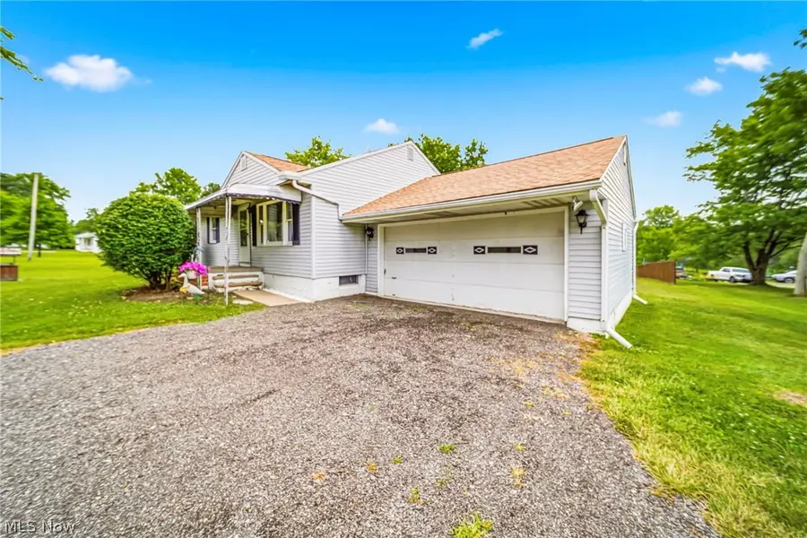 8625 Ravenna Road, Chardon, OH 44024 - #3