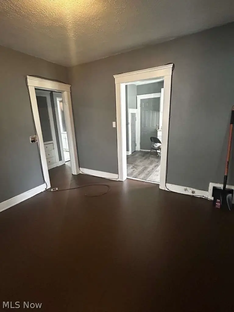 11506 Ohlman Avenue, Cleveland, OH 44108 - #3