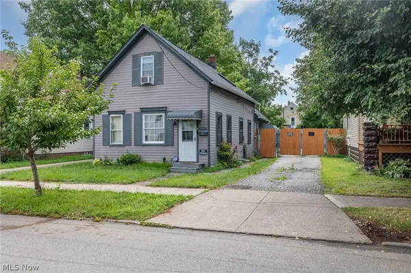 3521 W 49th Street, Cleveland, OH 44102