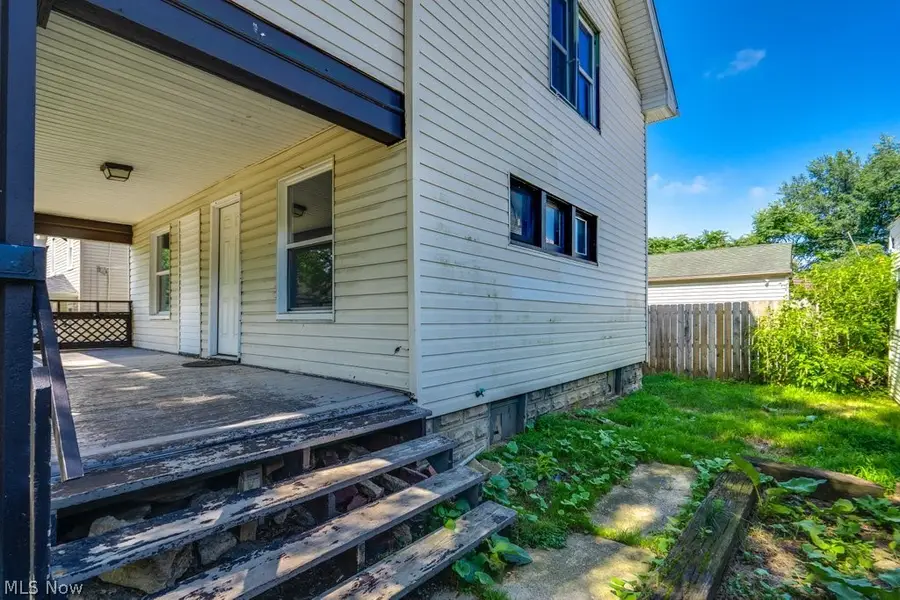 2216 10th Sw Street, Akron, OH 44314 - #3
