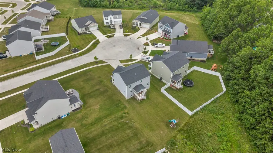704 Maple Hollow Court, Elyria, OH 44035 - #3