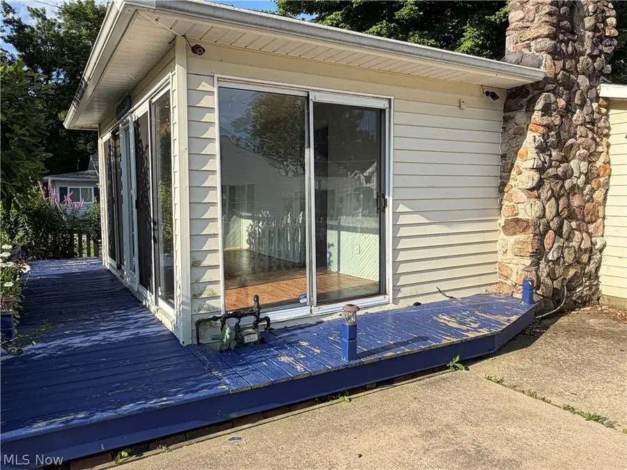2033 Highland Avenue, Ashtabula, OH 44004 - #2