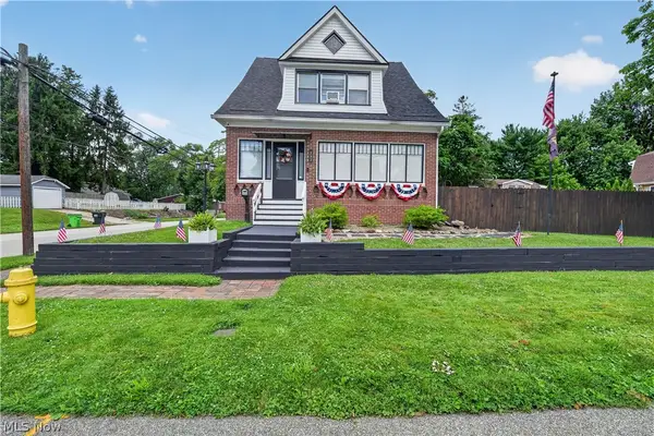 132 28th Nw Street, Barberton, OH 44203
