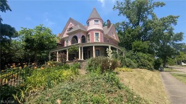 204 Broadway Avenue, Youngstown, OH 44504