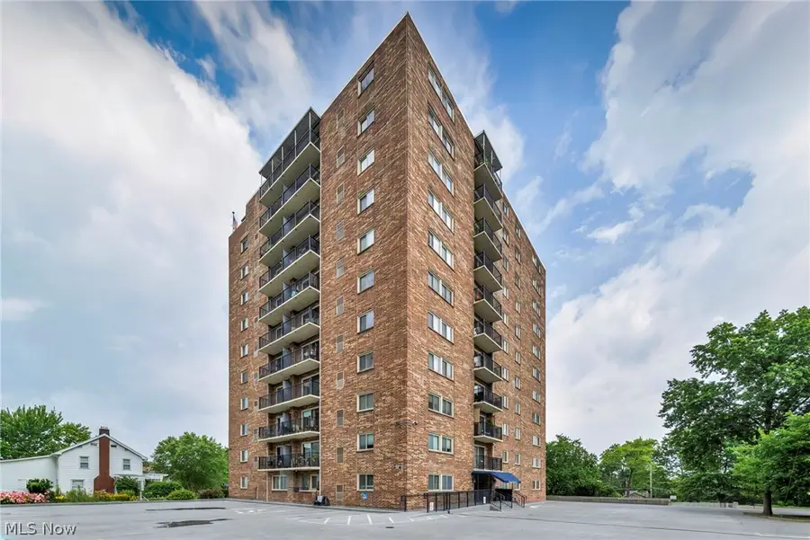 15555 Hilliard Road #504, Lakewood, OH 44107 - #2