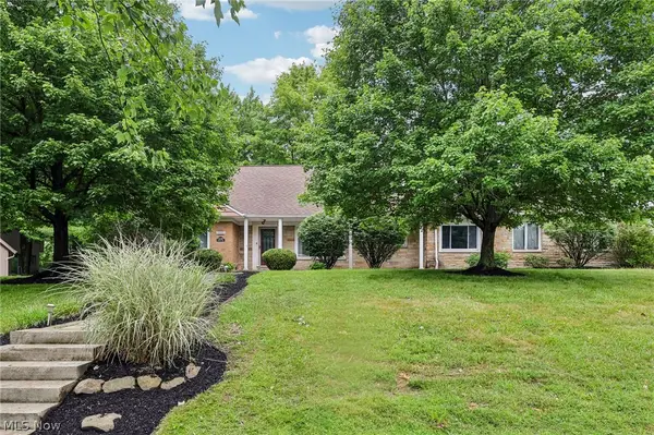 26201 Annesley Road, Beachwood, OH 44122