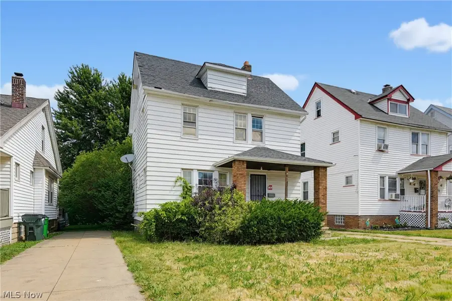 9507 Plymouth Avenue, Garfield Heights, OH 44125 - #2