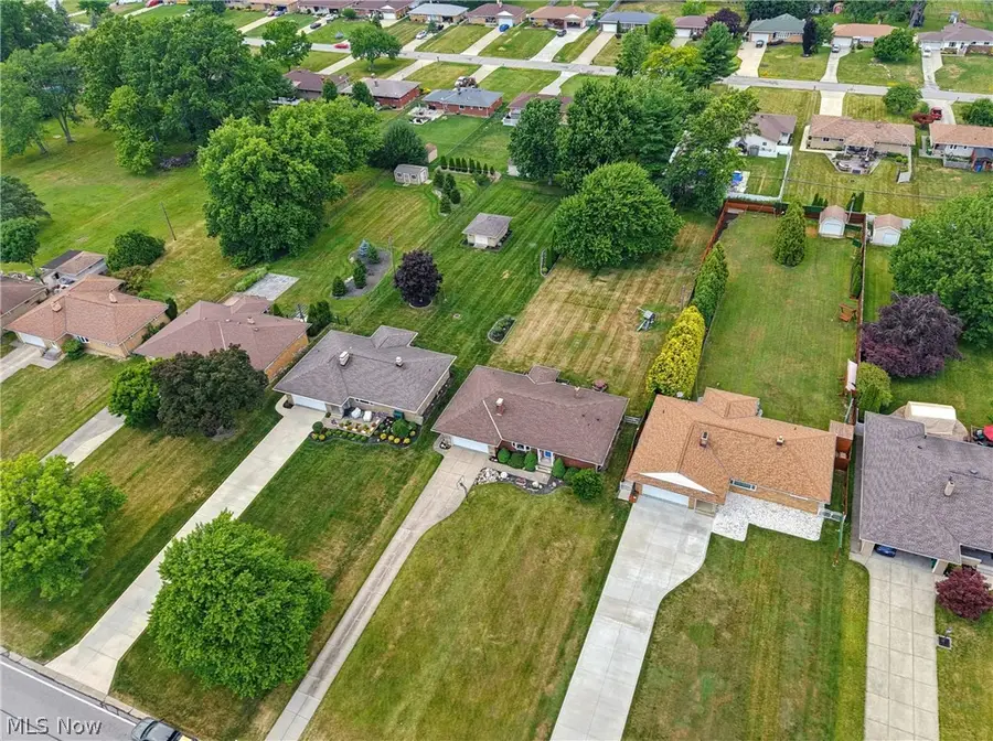 855 Nemet Drive, Seven Hills, OH 44131 - #3